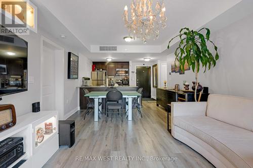 114 - 149 Church Street, King, ON - Indoor Photo Showing Other Room With Fireplace