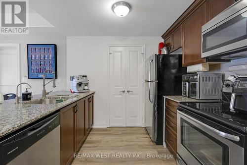 114 - 149 Church Street, King, ON - Indoor Photo Showing Kitchen