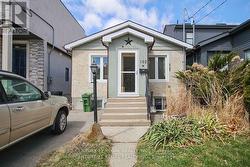 102 NEWCASTLE STREET  Toronto, ON M8Z 1C8
