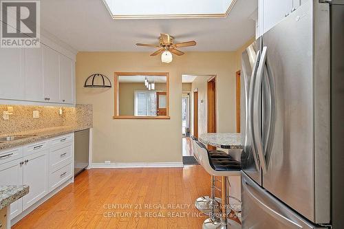 102 Newcastle Street, Toronto, ON - Indoor Photo Showing Kitchen