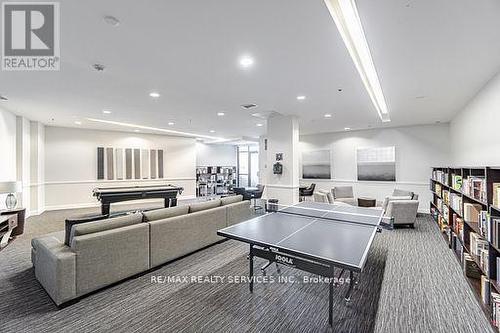 2902 - 2900 Highway 7 Road, Vaughan, ON - Indoor