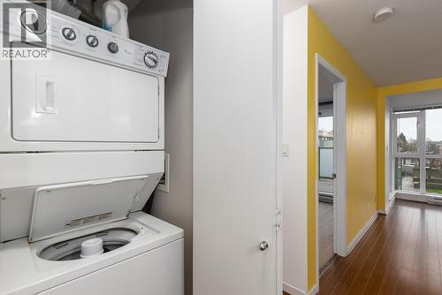 408 2770 Sophia Street, Vancouver, BC - Indoor Photo Showing Laundry Room