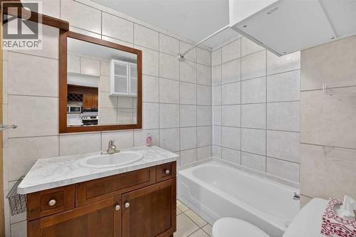 4806 49 Street, Olds, AB - Indoor Photo Showing Bathroom