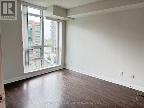 740 - 525 Wilson Avenue, Toronto, ON - Indoor Photo Showing Other Room