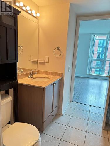 740 - 525 Wilson Avenue, Toronto, ON - Indoor Photo Showing Other Room