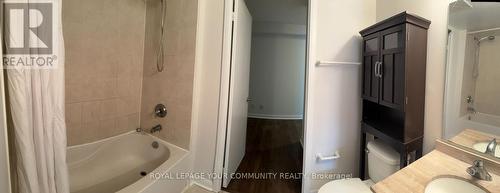 740 - 525 Wilson Avenue, Toronto, ON - Indoor Photo Showing Bathroom