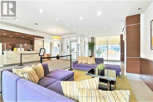 740 - 525 Wilson Avenue, Toronto, ON - Indoor