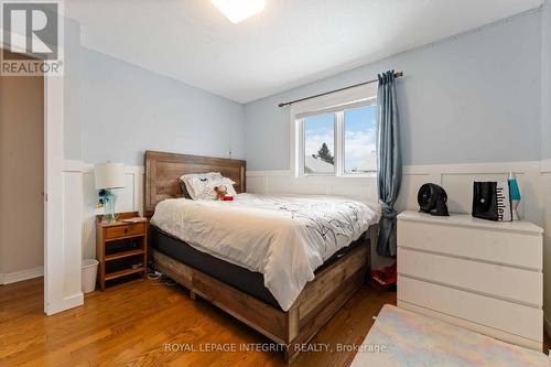 2165 Sojourn Street, Ottawa, ON - Indoor Photo Showing Bedroom