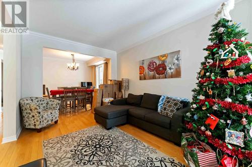 2165 Sojourn Street, Ottawa, ON - Indoor Photo Showing Living Room