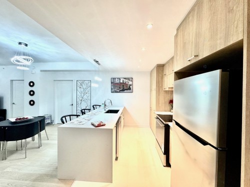 Cuisine - 609-4400 Boul. St-Jean, Dollard-Des-Ormeaux, QC - Indoor Photo Showing Kitchen