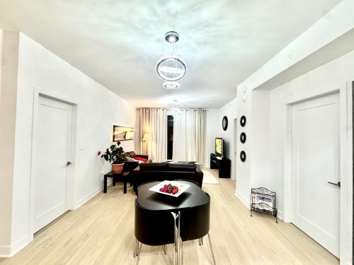 Salle à manger - 609-4400 Boul. St-Jean, Dollard-Des-Ormeaux, QC - Indoor Photo Showing Other Room