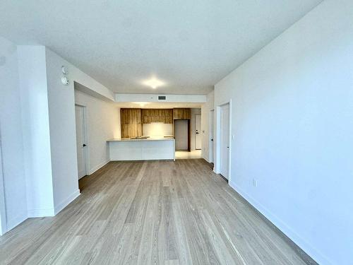Salon - 609-4400 Boul. St-Jean, Dollard-Des-Ormeaux, QC - Indoor Photo Showing Kitchen