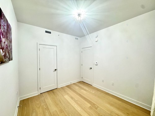 Chambre à coucher - 609-4400 Boul. St-Jean, Dollard-Des-Ormeaux, QC - Indoor Photo Showing Other Room