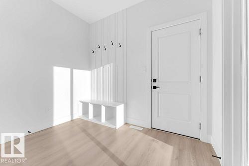 22956 80 Av Nw, Edmonton, AB - Indoor Photo Showing Other Room