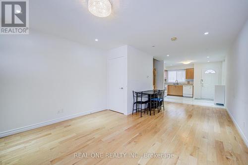 95 Faithful Way, Markham, ON - Indoor Photo Showing Other Room