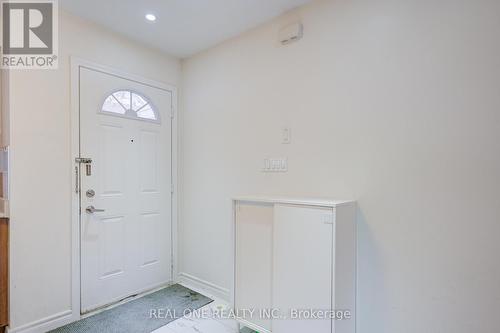 95 Faithful Way, Markham, ON - Indoor Photo Showing Other Room