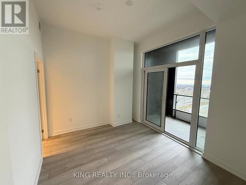 824 - 1007 The Queensway, Toronto, ON - Indoor Photo Showing Other Room