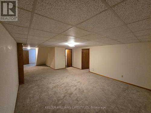 33 - 65 Fiddlers Green Road, London North (North P), ON - Indoor