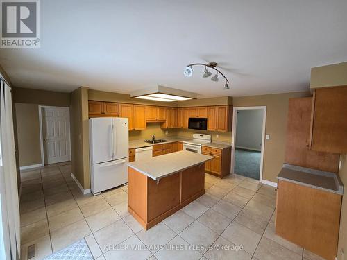 33 - 65 Fiddlers Green Road, London North (North P), ON - Indoor Photo Showing Kitchen