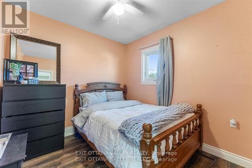 44 Lacroix Bay Road, Whitewater Region, ON - Indoor Photo Showing Bedroom
