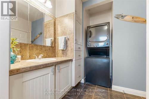 44 Lacroix Bay Road, Whitewater Region, ON - Indoor