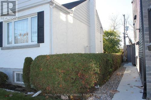 456 Blake Boulevard, Ottawa, ON - Outdoor