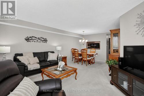 Open-concept living & dining - 617 - 80 Sandcastle Drive, Ottawa, ON - Indoor Photo Showing Living Room