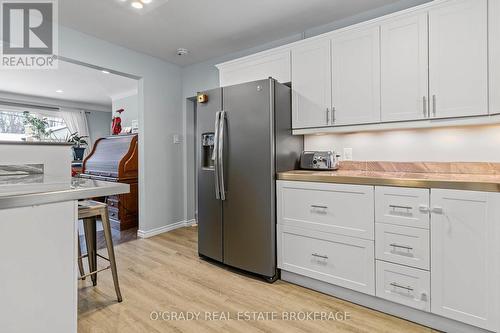 3 Davison Avenue, Brockville, ON - Indoor Photo Showing Kitchen