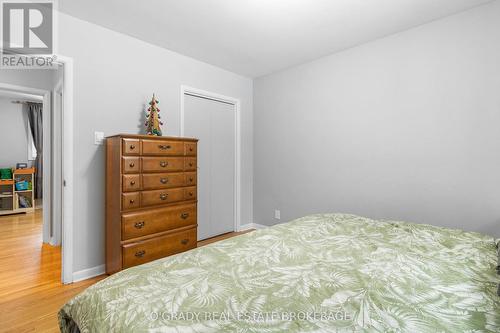 3 Davison Avenue, Brockville, ON - Indoor Photo Showing Bedroom