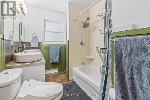 3 Davison Avenue, Brockville, ON - Indoor Photo Showing Bathroom