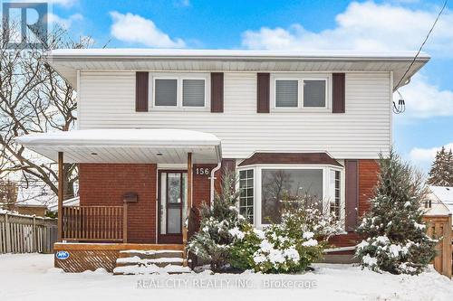 156 GLADSTONE AVENUE  Oshawa, ON L1J 4E7