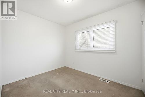 156 Gladstone Avenue, Oshawa, ON - Indoor Photo Showing Other Room