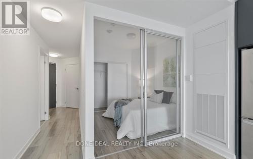 722 - 405 Dundas Street W, Oakville, ON - Indoor