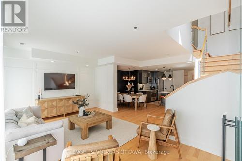 218 - 197 Lisgar Street, Ottawa, ON - Indoor Photo Showing Living Room