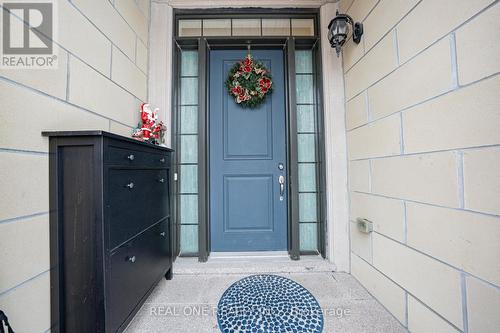 45 Shining Willow Court, Richmond Hill, ON -  Photo Showing Other Room