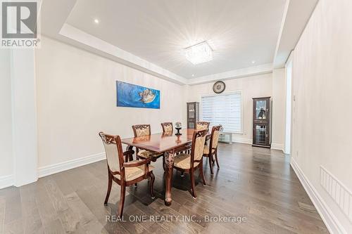 45 Shining Willow Court, Richmond Hill, ON - Indoor Photo Showing Dining Room