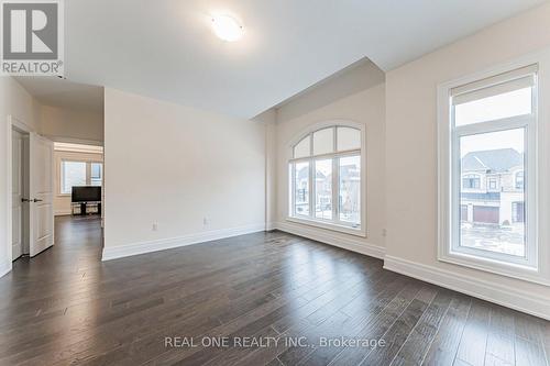 45 Shining Willow Court, Richmond Hill, ON - Indoor Photo Showing Other Room