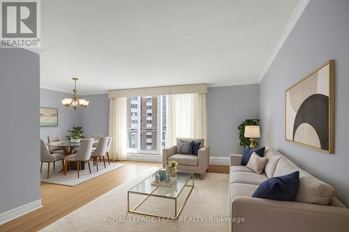 912 - 1485 Baseline Road, Ottawa, ON - Indoor Photo Showing Living Room