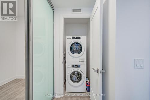 3203 - 12 Gandhi Lane, Markham, ON - Indoor Photo Showing Laundry Room