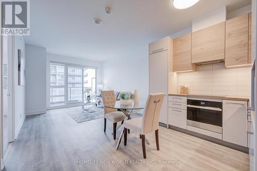 3203 - 12 Gandhi Lane, Markham, ON - Indoor