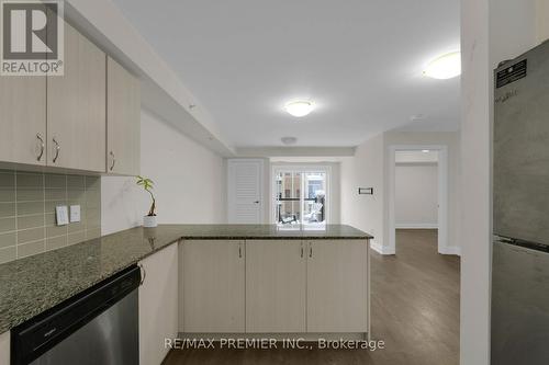 2310 - 481 Rupert Avenue, Whitchurch-Stouffville, ON - Indoor Photo Showing Kitchen