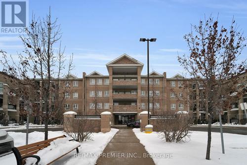 2310 - 481 Rupert Avenue, Whitchurch-Stouffville, ON - Outdoor With Facade