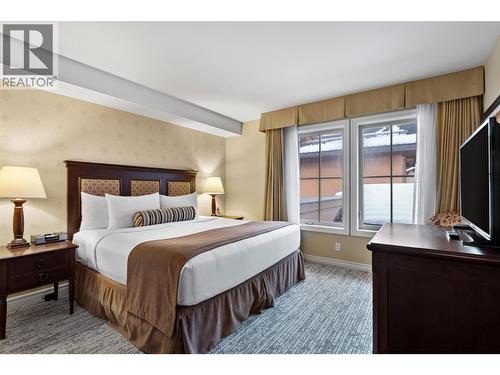 3250 Village Way Unit# 1316A, Sun Peaks, BC - Indoor Photo Showing Bedroom