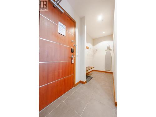 2950 Camozzi Road Unit# 1303, Revelstoke, BC - Indoor Photo Showing Other Room