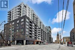 601 - 525 ADELAIDE STREET W  Toronto, ON M5V 0N7