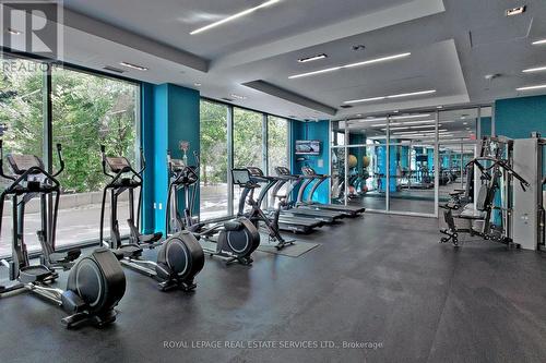 601 - 525 Adelaide Street W, Toronto, ON - Indoor Photo Showing Gym Room