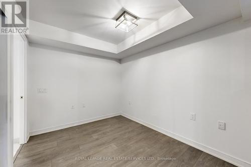 601 - 525 Adelaide Street W, Toronto, ON - Indoor Photo Showing Other Room