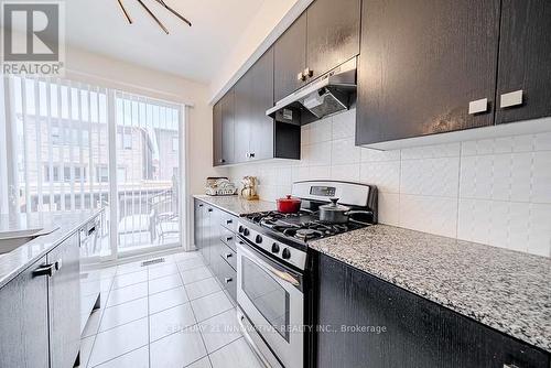 3 Whitefish Street, Whitby, ON - Indoor Photo Showing Kitchen With Upgraded Kitchen