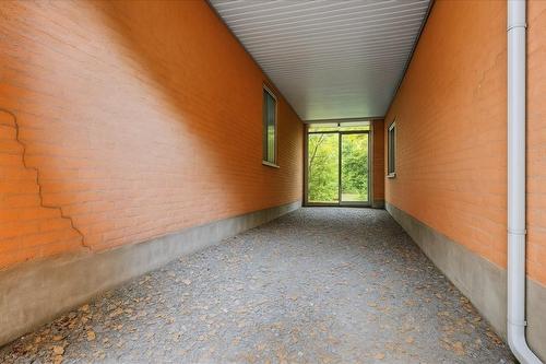 Stationnement - 201A  - 203A Rue De La Montagne, Montréal (Le Sud-Ouest), QC 