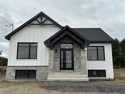 572 D'Apollon  Saint-Gilles, QC G0S 2P0